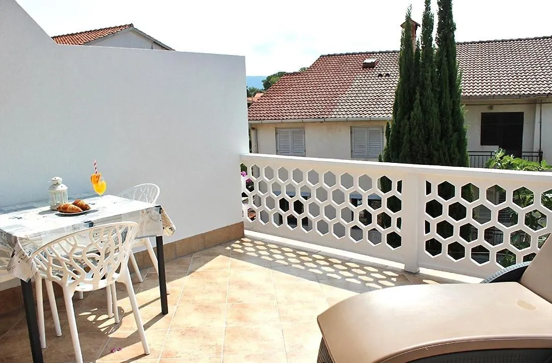 Garden Apartments Krk Town
