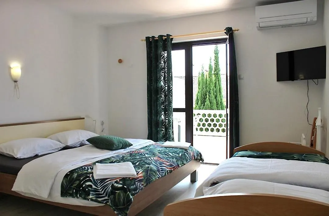 Garden Apartments Krk Town