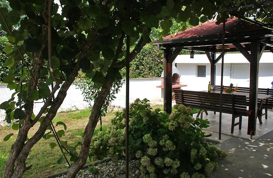 Garden Apartments Krk Town